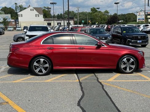 Used 2018 Mercedes-Benz E 300 4MATIC image 7