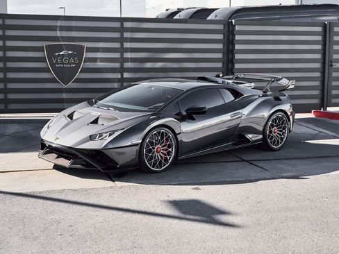 Used 2023 Lamborghini Huracan STO image 6