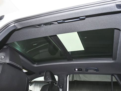 Used 2023 Volkswagen Atlas Cross Sport SEL R-Line image 48