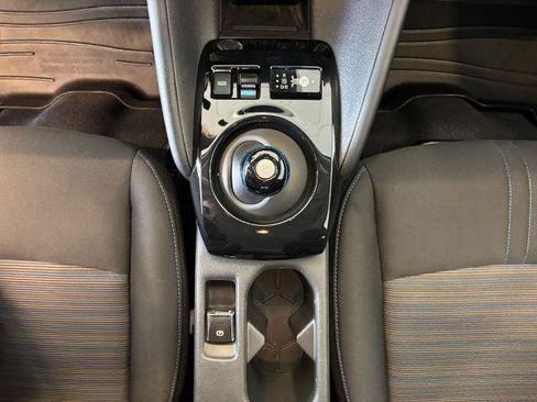 Certified 2024 Nissan Leaf SV Plus FWD image 20