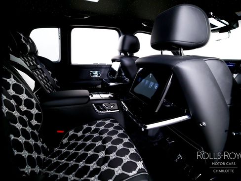 Used 2026 Rolls-Royce Cullinan AWD/4WD image 27