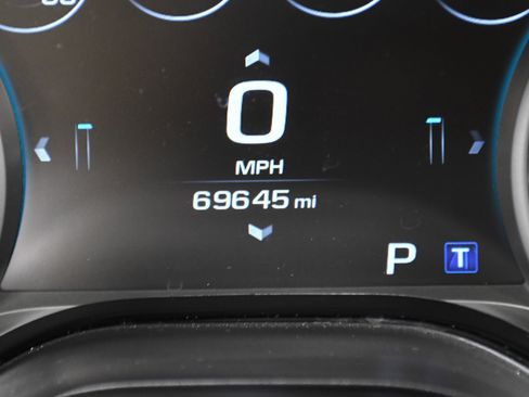 Used 2016 Chevrolet Camaro LT image 14