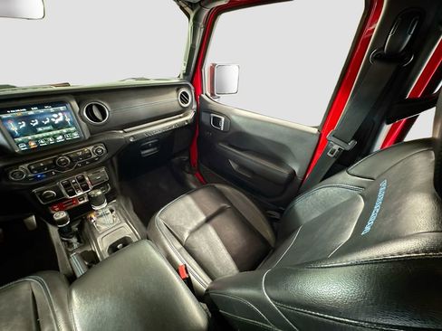 Used 2021 Jeep Wrangler Unlimited Rubicon 4xe w/ Steel Bumper Group image 15