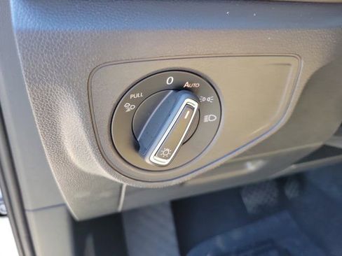 Used 2020 Volkswagen Atlas 4Motion SE V6 w/ Technology AWD/4WD image 18