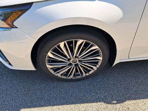 New 2025 Nissan Altima 2.5 SL image 28