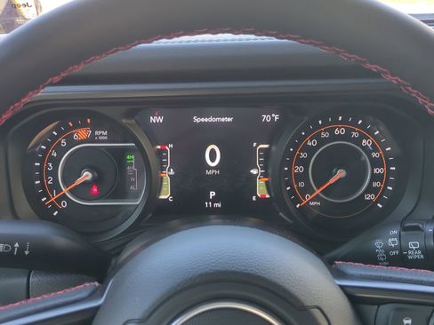 New 2026 Jeep Wrangler Unlimited Rubicon 392 w/ Quick Order Package 27X Moab AWD/4WD image 29