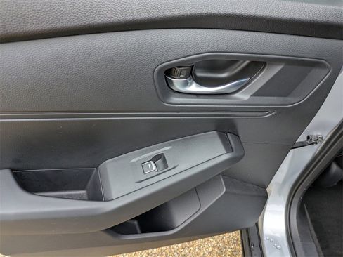 Certified 2025 Honda Accord SE image 15