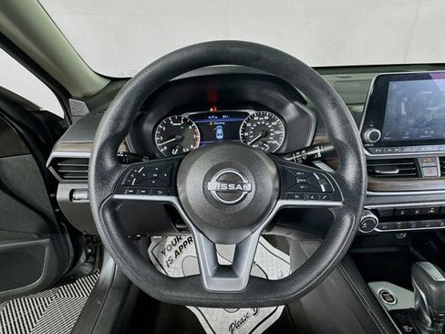 Certified 2023 Nissan Altima 2.5 SV image 10