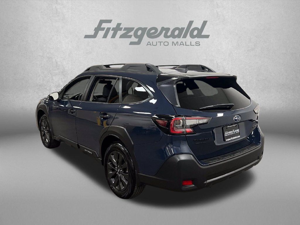 Used 2025 Subaru Outback Onyx Edition w/ Popular Package #2 AWD/4WD image 3
