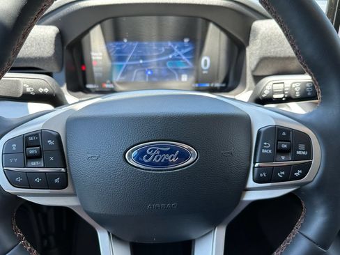 Certified 2026 Ford Explorer Active w/ Active Comfort Package RWD image 27