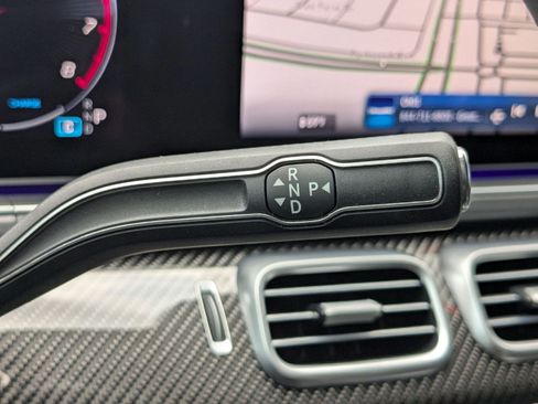 Used 2025 Mercedes-Benz GLE 53 AMG 4MATIC image 19