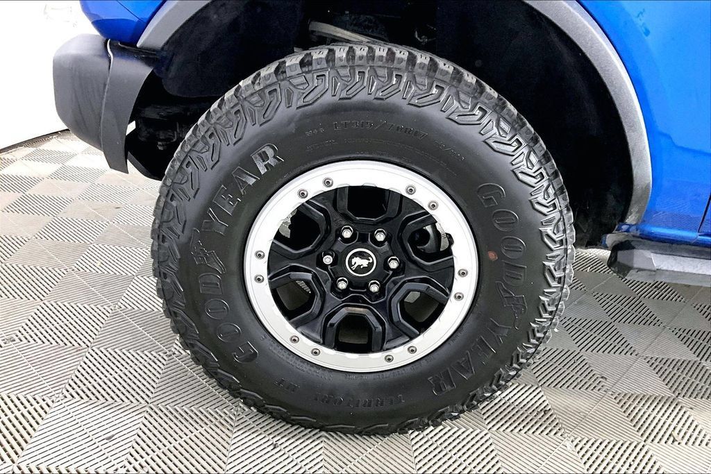 Certified 2023 Ford Bronco Badlands AWD/4WD image 7