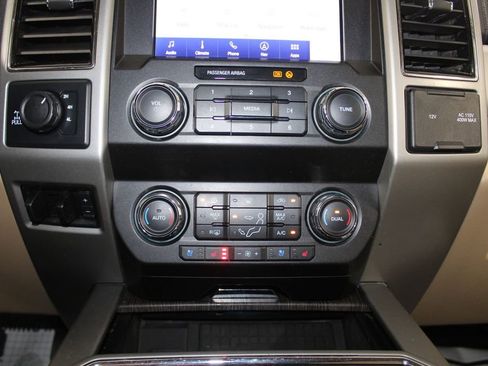 Used 2021 Ford F250 Lariat w/ Lariat Ultimate Package image 34