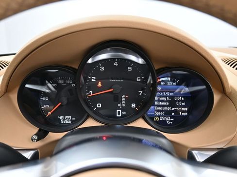 Certified 2017 Porsche 718 Boxster RWD image 8