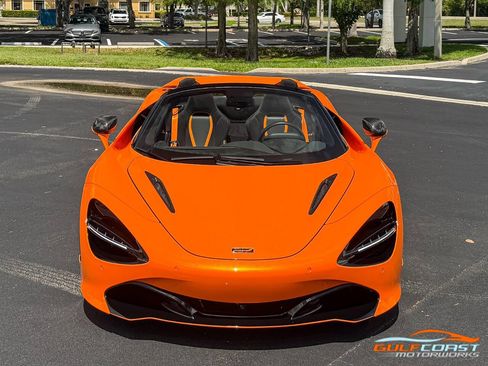 Used 2022 McLaren 720S Performance RWD image 6