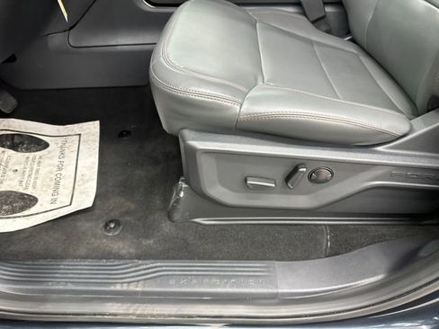 New 2025 Ford Expedition Active image 44