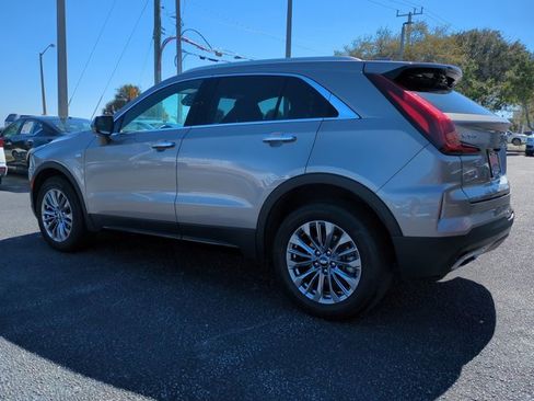 Used 2024 Cadillac XT4 Premium Luxury image 6