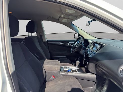 Used 2015 Nissan Pathfinder S FWD image 20
