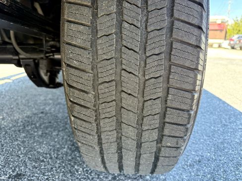 Used 2018 GMC Canyon SLE w/ SLE Convenience Package image 41