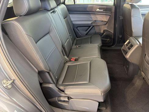 Used 2023 Volkswagen Atlas Cross Sport SE w/ Panoramic Sunroof Package AWD/4WD image 28