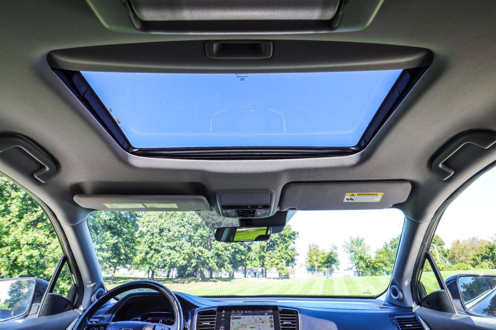 Used 2019 Honda Pilot Touring image 6