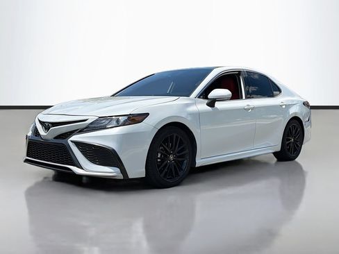 Used 2023 Toyota Camry XSE FWD image 2