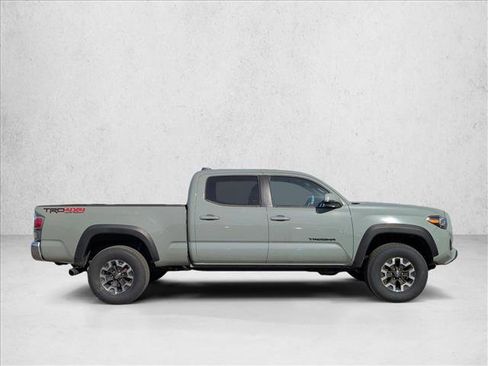 Certified 2023 Toyota Tacoma TRD Off-Road image 4