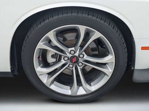 Used 2021 Dodge Challenger R/T RWD image 10