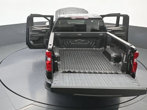Used 2024 Chevrolet Silverado 1500 LT RWD image 63