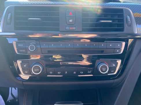 Used 2016 BMW M3 image 24