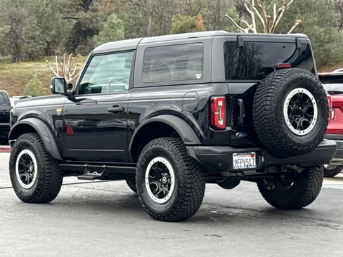 Used 2023 Ford Bronco Badlands image 6