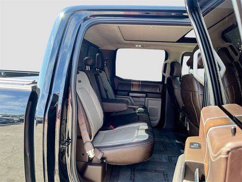 Used 2019 Ford F150 Limited w/ Trailer Tow Package image 29