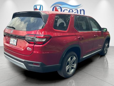 Used 2023 Honda Pilot EX-L image 3