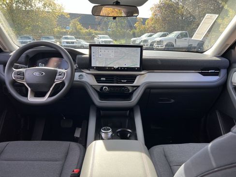 New 2026 Ford Explorer Active image 23