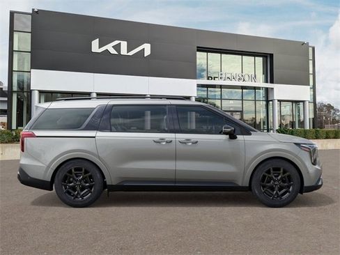 New 2026 Kia Carnival SX Prestige image 8