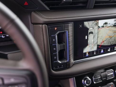 Used 2023 GMC Yukon XL Denali w/ Max Trailering Package image 16