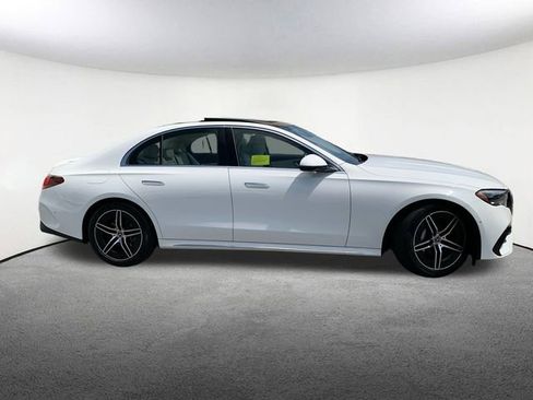 Used 2025 Mercedes-Benz E 350 4MATIC Sedan image 14