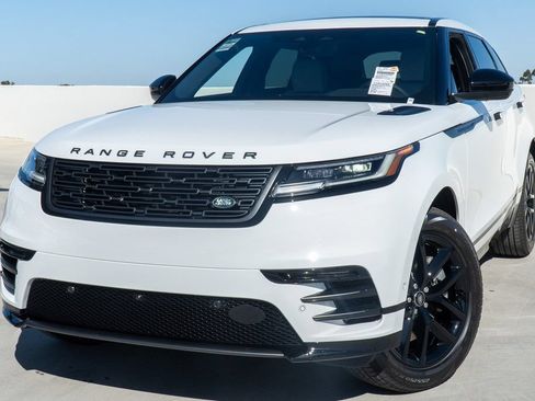 Used 2026 Land Rover Range Rover Velar Dynamic SE AWD/4WD image 1