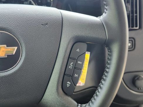 Used 2022 Chevrolet Express 3500 w/ Power Convenience Package RWD image 21