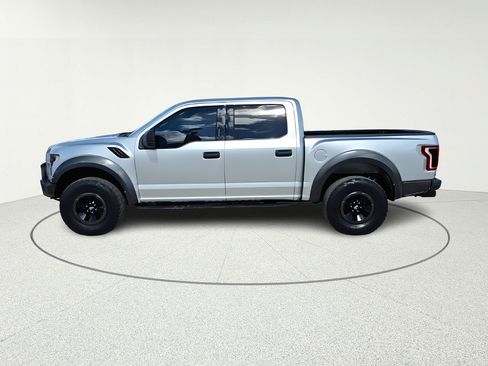 Used 2018 Ford F150 Raptor AWD/4WD image 3