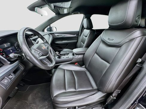 Used 2021 Cadillac XT5 Luxury FWD image 13