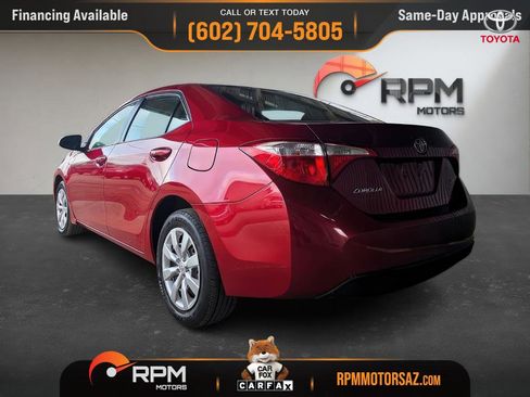Used 2015 Toyota Corolla LE image 19