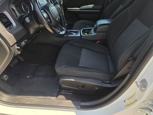 Used 2023 Dodge Charger SXT RWD image 18