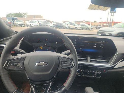 New 2026 Chevrolet Trax RS image 11