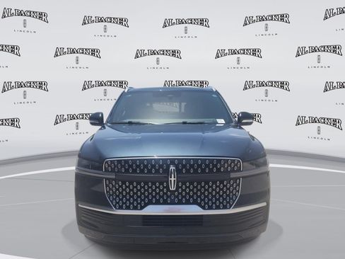 New 2026 Lincoln Navigator Reserve AWD/4WD image 8