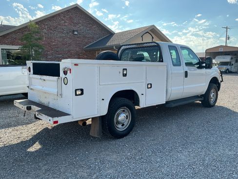 Used 2015 Ford F350 XL image 4