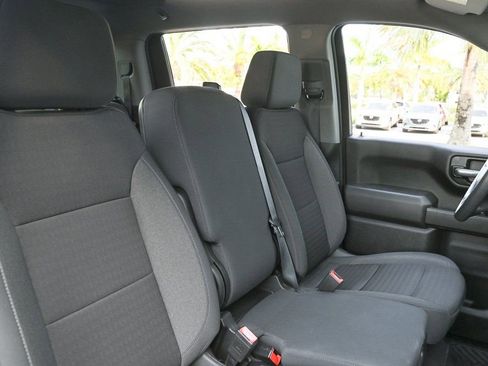 Used 2022 Chevrolet Silverado 1500 Custom RWD image 18