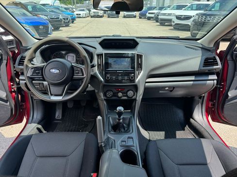 Used 2018 Subaru Crosstrek 2.0i AWD/4WD image 23