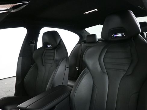 Used 2023 BMW M5 w/ Executive Package image 5
