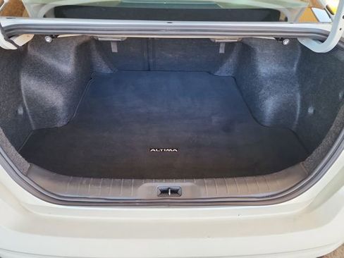 Used 2024 Nissan Altima 2.5 SR image 29